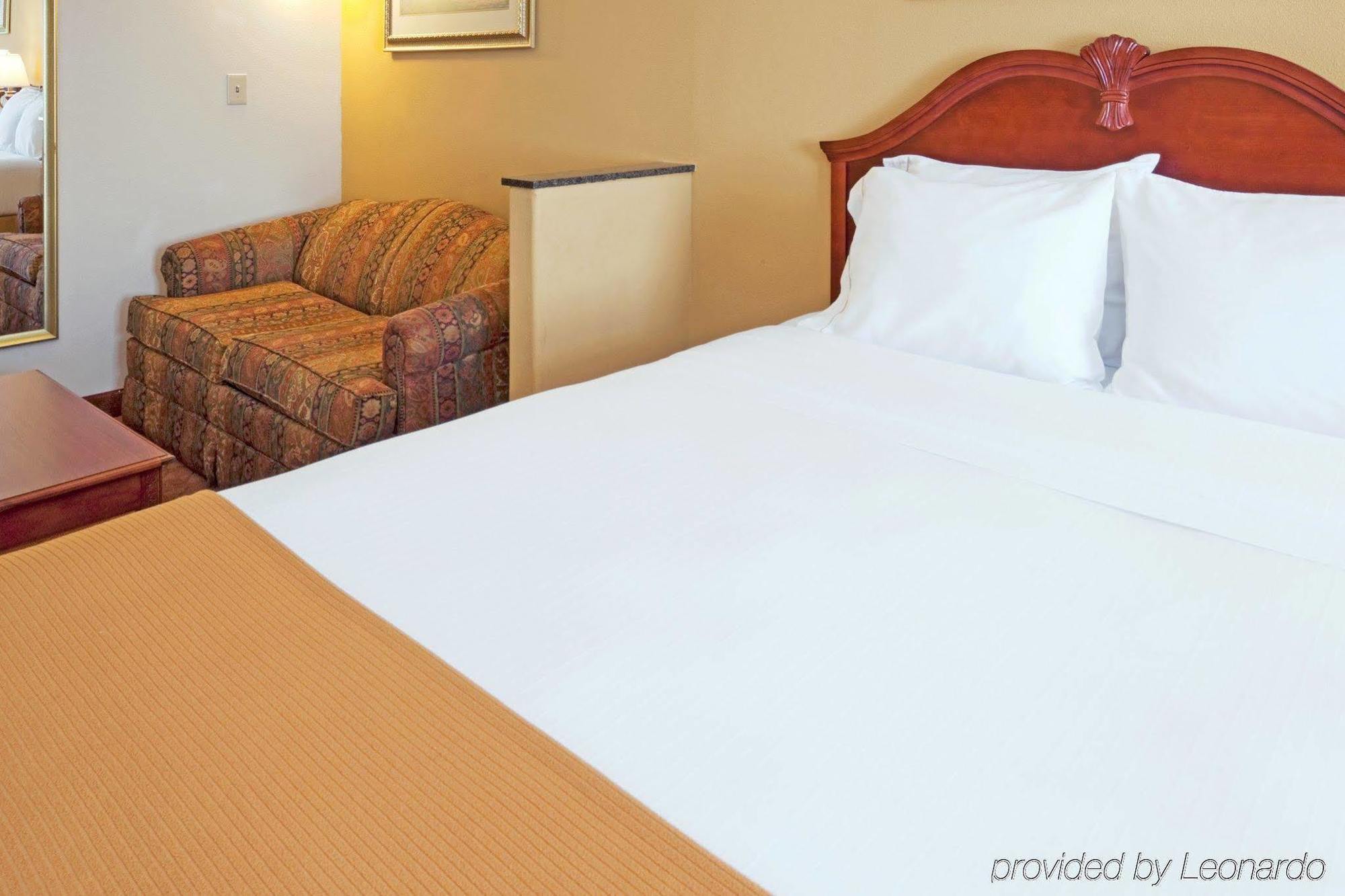 Holiday Inn Express & Suites Dallas - Duncanville, An Ihg Hotel Oda fotoğraf
